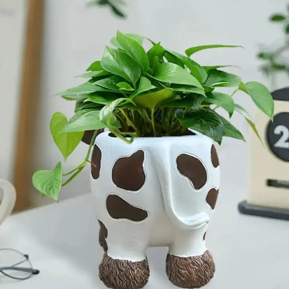 Rustic Western Resin Cow Succulent Planter Indoor Outdoor Decorative Flower Pot